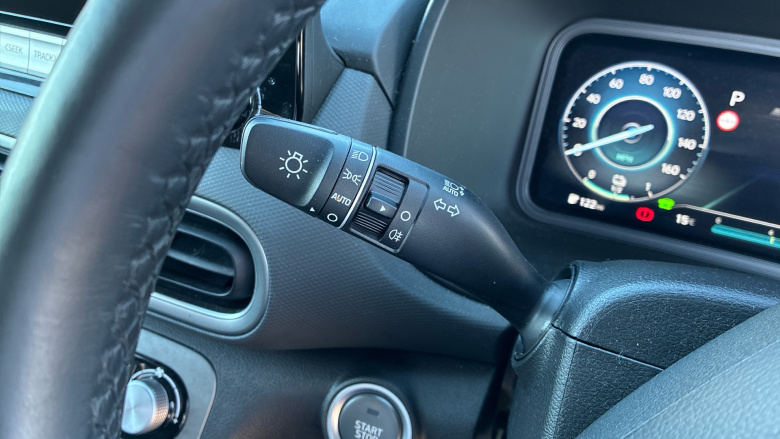 Hyundai KONA 100kW Premium 39kWh 5dr Auto Electric Hatchback